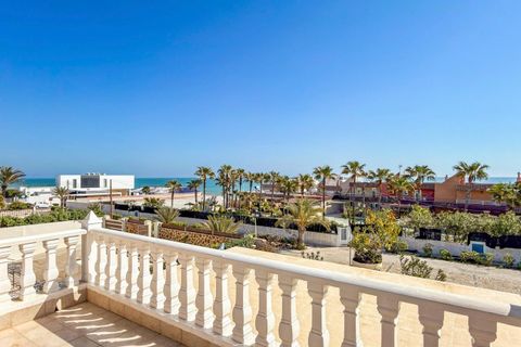 Villa i Torrevieja, Alicante, Torrevieja - € 950.000 | Ref: MOVE-333/13477 - foto 35