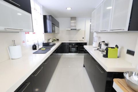 Villa i Cabo Roig, Alicante, Cabo Roig - € 990 000 | Ref: 774147 - foto 4
