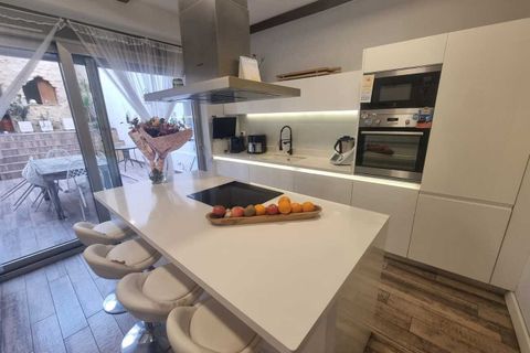 Rekkehus i Canals, Valencia, Canals - € 240 000 | Ref: EB15241 - foto 3