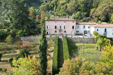 Villa i Lucca, Lucca, Lucca - € 4.100.000 | Ref: IA04120 - foto 1