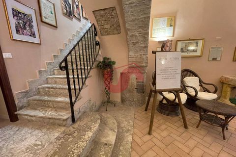 L'establiment comercial a Benevento, Benevento, Benevento - € 2.500/mes | Ref: AA39832 - foto 4