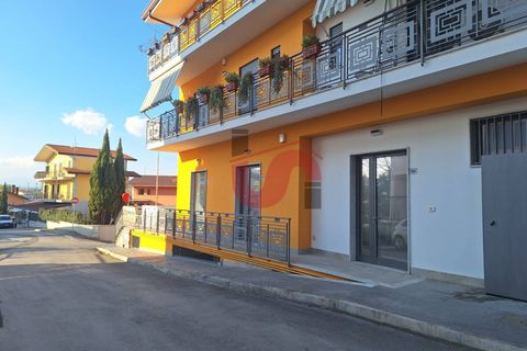L'establiment comercial a Benevento, Benevento, Benevento - € 2.100/mes | Ref: AA39430 - foto 15