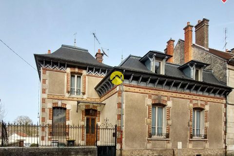 Villa a Tonnerre, Yonne, Tonnerre - € 285.000 | Ref: 118MS111375 - foto 2