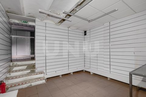 L'establiment comercial a Evora, Evora, Evora - € 1.800/mes | Ref: UNU.I.1262.20159 - foto 9