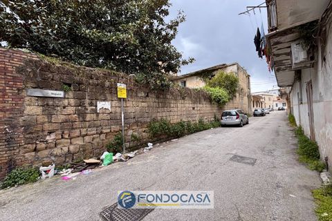Erhvervsejendom i Sant'Antimo, Naples, Sant'Antimo - € 350.000 | Ref: Via Girardi palazzo Sant'Antimo - foto 9