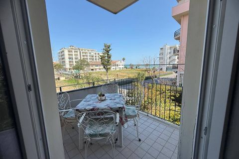 Apartament a Alba Adriatica, Teramo, Alba Adriatica - € 4.000/mes | Ref: E01/AE - foto 9