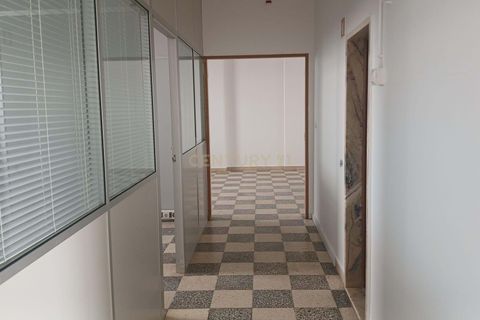 Erhvervsejendom i Odivelas, Lisbon, Odivelas - € 193.000 | Ref: C0482-00153 - foto 7