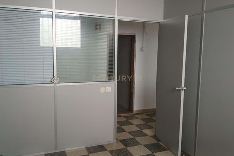Erhvervsejendom i Odivelas, Lisbon, Odivelas - € 193.000 | Ref: C0482-00153 - foto 9