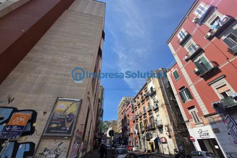 Erhvervsejendom i Naples, Naples, Naples - € 200.000 | Ref: flegreo.a - foto 1