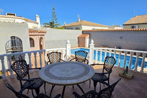 Villa i Torrevieja, Alicante, Torrevieja - € 319.900 | Ref: C798/3390 - foto 30