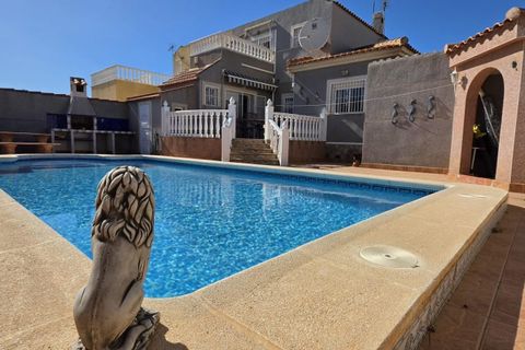 Villa i Torrevieja, Alicante, Torrevieja - € 319.900 | Ref: C798/3390 - foto 33