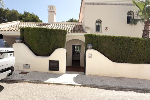 Villa i Orihuela, Alicante, Orihuela - € 645.000 | Ref: AG19MLSC6356699 - foto 1
