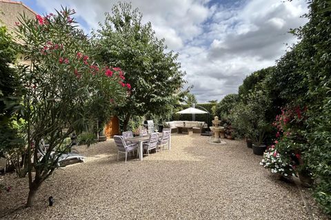 Landsbyhus i Chef-Boutonne, Deux-Sevres, Chef-Boutonne - € 299.999 | Ref: BVI69669 - foto 2