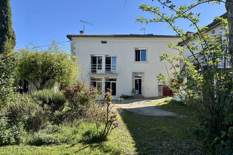 Villa i Saint-Severin, Charente, Saint-Severin - € 162.000 | Ref: BVI84976 - foto 1