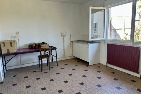 Villa i Saint-Severin, Charente, Saint-Severin - € 162.000 | Ref: BVI84976 - foto 12