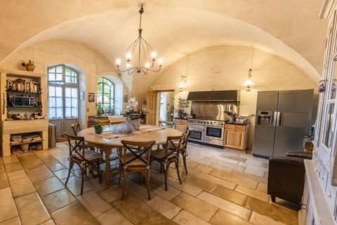 Villa i Paradou, Bouches-du-Rhone, Paradou - € 2.685.000 | Ref: HH-15880784 - foto 1
