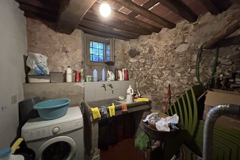Villa i Barga, Lucca, Barga - € 398.000 | Ref: APS-1660 - foto 28