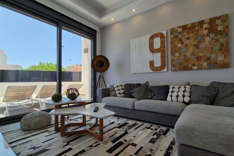 Villa a Torrevieja, Alicante, Torrevieja - € 785.000 | Ref: AG19MLSC4750121 - foto 15