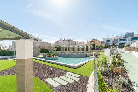 Rækkehus i Torrevieja, Alicante, Torrevieja - € 310.000 | Ref: MocadiT-0007/9775 - foto 3