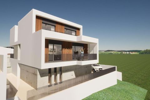 Helårsgrund i Coimbra, Coimbra, Coimbra - € 285.000 | Ref: C0234-02841 - foto 2