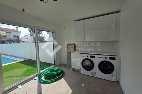 Villa i Seixal, Setubal, Seixal - € 675.000 | Ref: 390 - foto 11