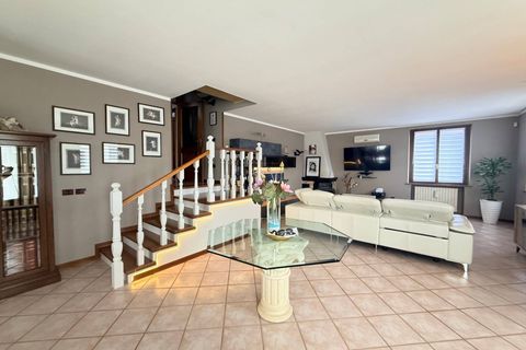 Villa i Rodigo, Mantua, Rodigo - € 365.000 | Ref: 5163 - foto 7