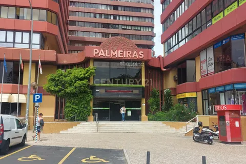 Erhvervsejendom i Oeiras, Lisbon, Oeiras - € 83.500 | Ref: C0184-01067 - foto 1