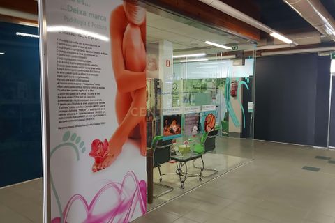 Erhvervsejendom i Oeiras, Lisbon, Oeiras - € 83.500 | Ref: C0184-01067 - foto 4