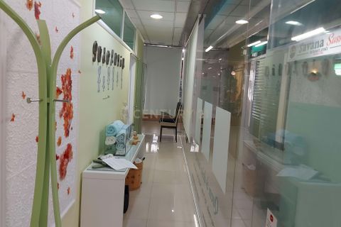 Erhvervsejendom i Oeiras, Lisbon, Oeiras - € 83.500 | Ref: C0184-01067 - foto 7