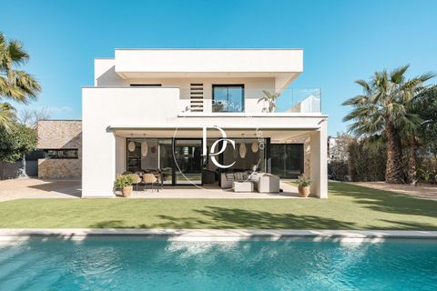 Villa i Sitges, Barcelona, Sitges - € 3.500.000 | Ref: 6312 - foto 1