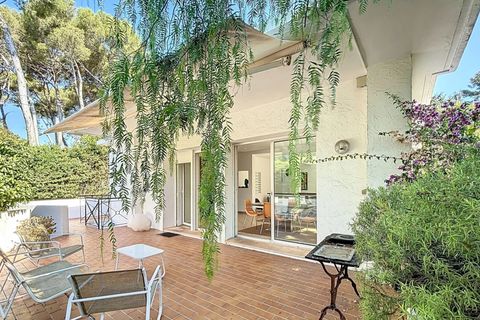 Villa i Antibes, Alpes-Maritimes, Antibes - € 2.300.000 | Ref: HH-15892062 - foto 1