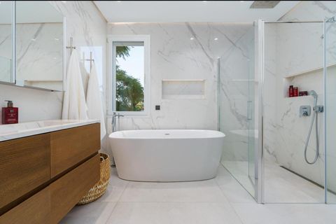 Villa a Marbella, Malaga, Marbella - € 2.490.000 | Ref: AXCasaLinnea - foto 29