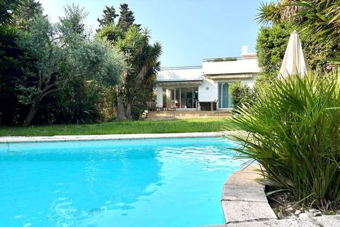 Villa i Antibes, Alpes-Maritimes, Antibes - € 2.300.000 | Ref: HH-16129229 - foto 1
