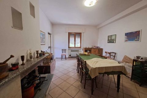 Villa i Amelia, Terni, Amelia - € 140.000 | Ref: Rif.15Bis - foto 4