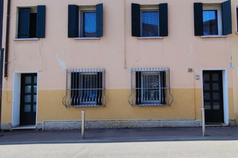 Rækkehus i Pordenone, Pordenone, Pordenone - € 135.000 | Ref: 2404-048 - foto 1