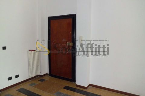 Apartament a Pavia, Pavia, Pavia - € 1.500/mes | Ref: AB001808 - foto 3