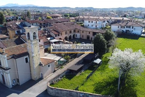 Landejendom i Bedizzole, Brescia, Bedizzole - € 380.000 | Ref: AS611 - foto 2
