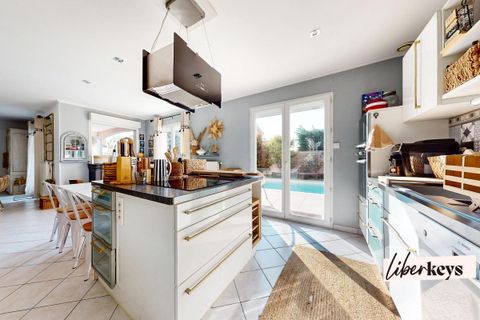 Villa a Genas, Rhone, Genas - € 629.000 | Ref: DOM12300 - foto 2
