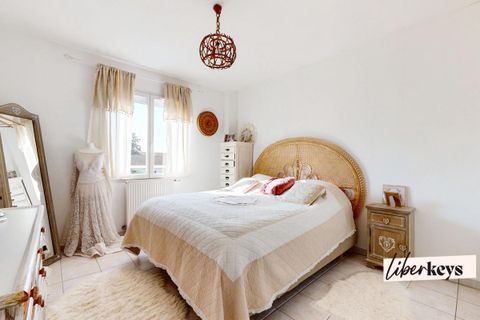 Villa a Genas, Rhone, Genas - € 629.000 | Ref: DOM12300 - foto 6