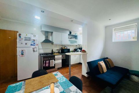 Lejlighed i Amadora, Lisbon, Amadora - € 240.000 | Ref: C0222-06904 - foto 2