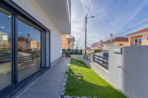 Villa i Odivelas, Lisbon, Odivelas - € 750.000 | Ref: ZMPT586429 - foto 4