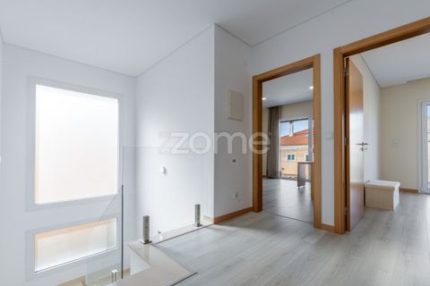 Villa i Odivelas, Lisbon, Odivelas - € 750.000 | Ref: ZMPT586429 - foto 23