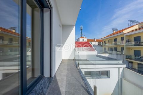Villa i Odivelas, Lisbon, Odivelas - € 750.000 | Ref: ZMPT586429 - foto 35