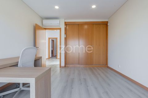 Villa i Odivelas, Lisbon, Odivelas - € 750.000 | Ref: ZMPT586429 - foto 31