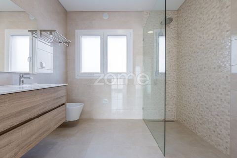 Villa i Odivelas, Lisbon, Odivelas - € 750.000 | Ref: ZMPT586429 - foto 32