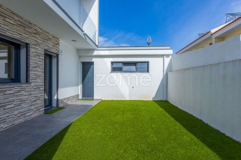 Villa i Odivelas, Lisbon, Odivelas - € 750.000 | Ref: ZMPT586429 - foto 8
