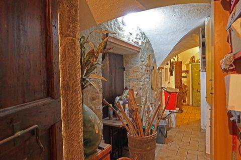 Landejendom i Bagnone, Massa and Carrara, Bagnone - € 110.000 | Ref: 375B - foto 12
