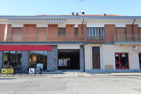 Parkeringsplads i Chivasso, Turin, Chivasso - € 99.000 | Ref: 13962 - foto 1