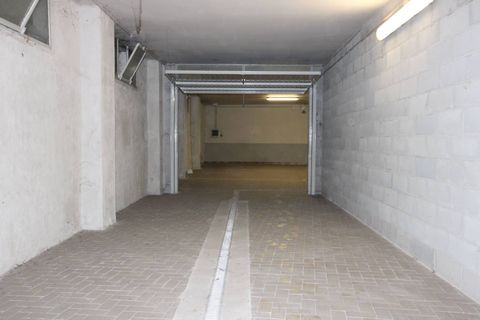 Parkeringsplads i Chivasso, Turin, Chivasso - € 99.000 | Ref: 13962 - foto 9