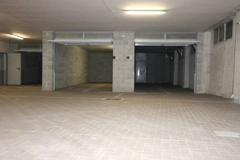 Parkeringsplads i Chivasso, Turin, Chivasso - € 99.000 | Ref: 13962 - foto 10